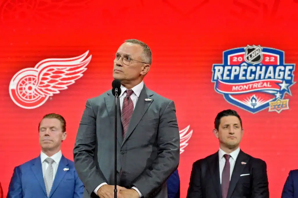 NHL:ssä jysähti melkoinen uutispommi - seuralegenda pistettiin sivuun NHL:ssä jysähti melkoinen uutispommi – seuralegenda pistettiin sivuun