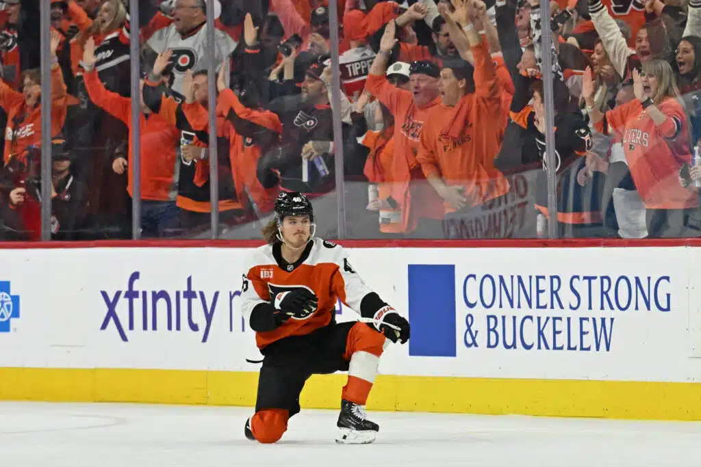 Trevor Zegras jättisopimukseen NHL:ssä – Flyers-pomo hehkuttaa: ”Nostaa seuraavalle tasolle” Trevor Zegras jättisopimukseen NHL:ssä – Flyers-pomo hehkuttaa: ”Nostaa seuraavalle tasolle”