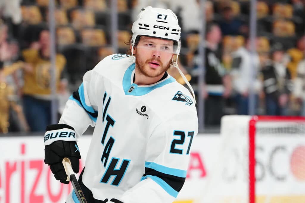 Utah Mammoth teki ratkaisunsa NHL-tähdestään – Devilsille jättipettymys Utah Mammoth teki ratkaisunsa NHL-tähdestään – Devilsille jättipettymys