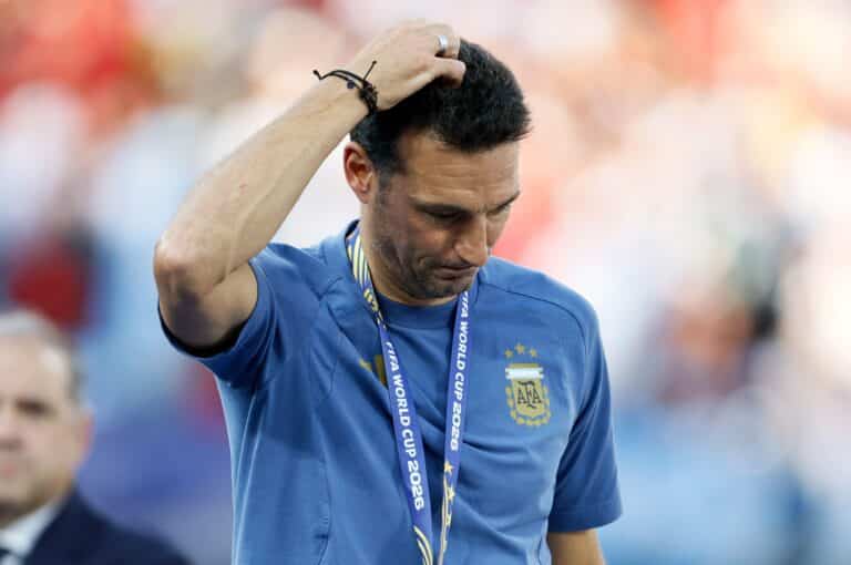 Lionel Scaloni murtui julkisesti – näin hän vastasi kysymykseen erostaan
