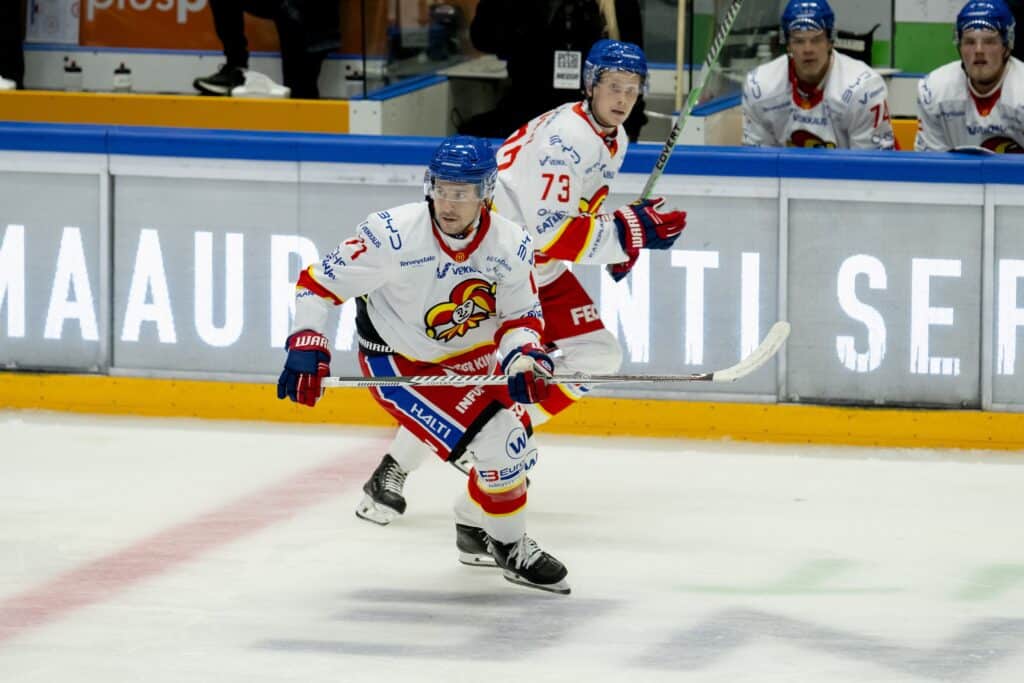 HS: Jokereiden tähtipelaaja lähetti jo terveiset HIFK:lle HS: Jokereiden tähtipelaaja lähetti jo terveiset HIFK:lle