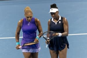 Serena ja Venus Williams palasivat yhteen – tulos jäi sivuseikaksi