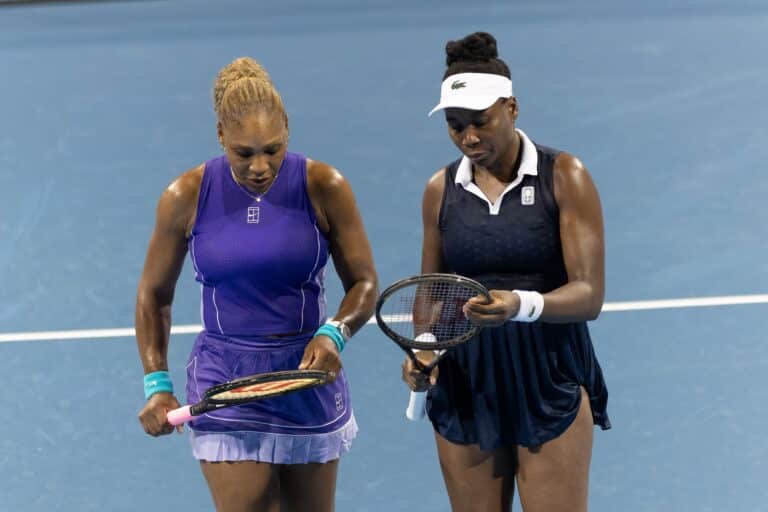 Serena ja Venus Williams palasivat yhteen – tulos jäi sivuseikaksi