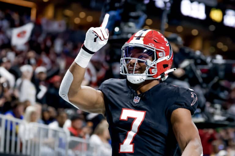 Lähde: NFL:ssä pamahti historiallinen sopimus – jättirahat tähden kouraan