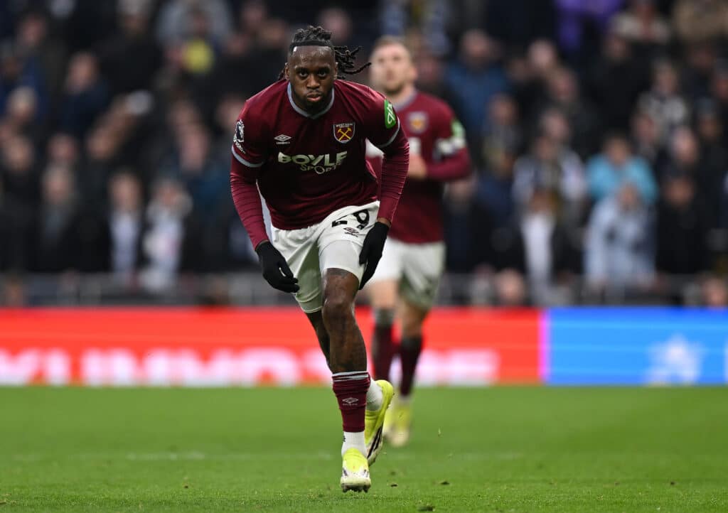 Aaron Wan-Bissaka saattaa debytoida jo sunnuntaina – siirto Aston Villaan varmistui Aaron Wan-Bissaka saattaa debytoida jo sunnuntaina – siirto Aston Villaan varmistui