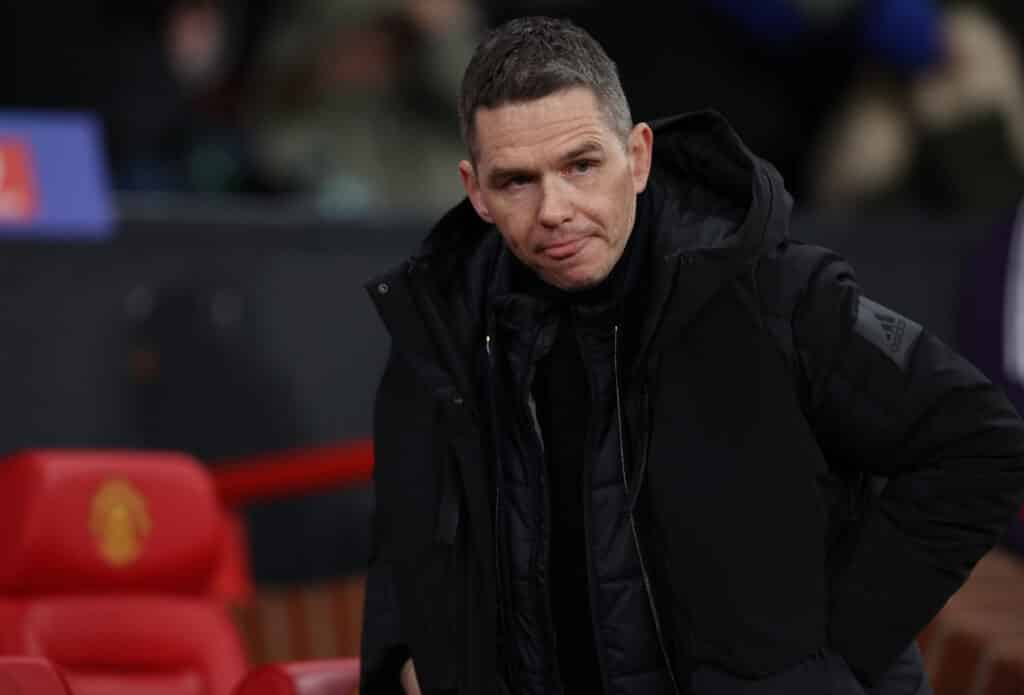 Manchester Unitedin valmentajan sopimus purettiin Manchester Unitedin valmentajan sopimus purettiin