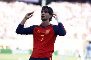 Espanjan MM-sankari loukkaantui Ferran Torres