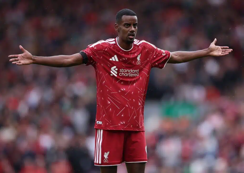 Liverpool maksoi Alexander Isakista ennätyssumman – karu tilasto paljastaa jättiongelman Liverpool maksoi Alexander Isakista ennätyssumman – karu tilasto paljastaa jättiongelman