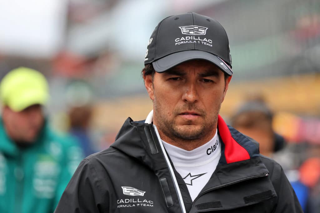 Sergio Perez teki paljastuksen jatkosuunnitelmistaan – ”Katsotaan mitä tapahtuu” Sergio Perez teki paljastuksen jatkosuunnitelmistaan – ”Katsotaan mitä tapahtuu”