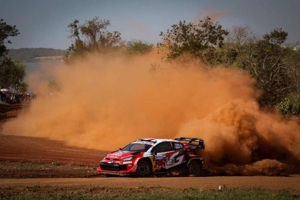 EK2: Raju draama sai jatkoa Paraguayn MM-rallissa - Sébastien Ogierilta rehtiä puhetta tötöilystään EK2: Raju draama sai jatkoa Paraguayn MM-rallissa – Sébastien Ogierilta rehtiä puhetta tötöilystään