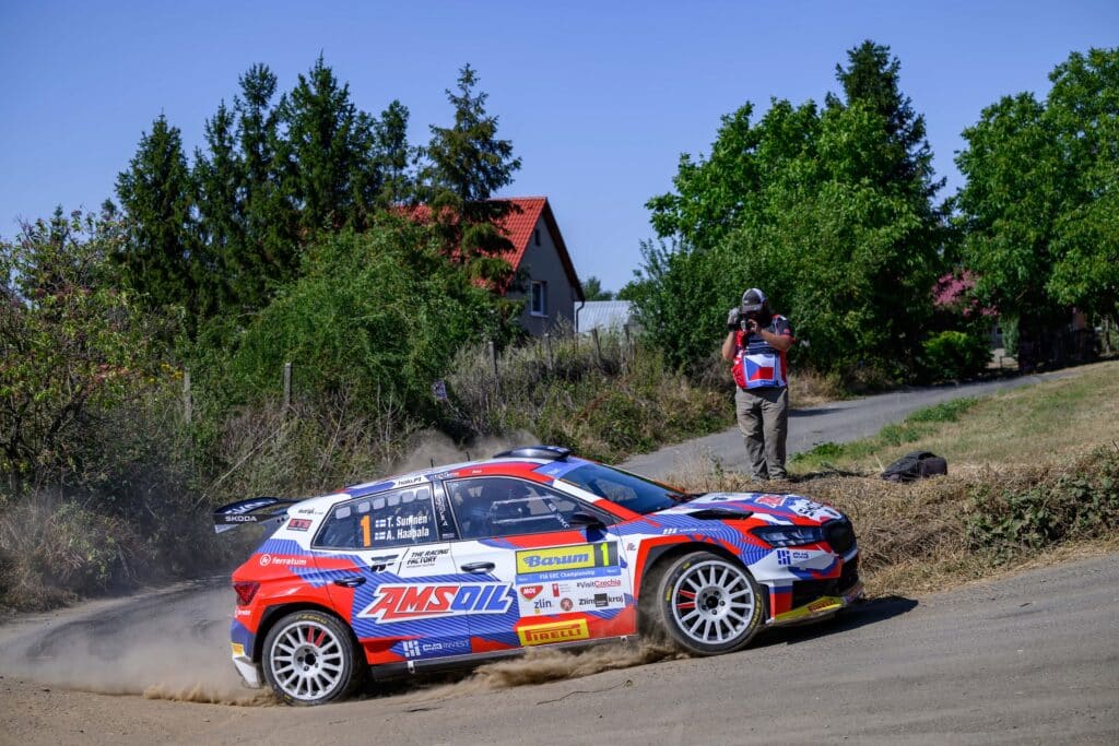 Teemu Suninen selvitti hurjan haasteen - nyt on mestaruus jo lähellä Teemu Suninen selvitti hurjan haasteen – nyt on mestaruus jo lähellä