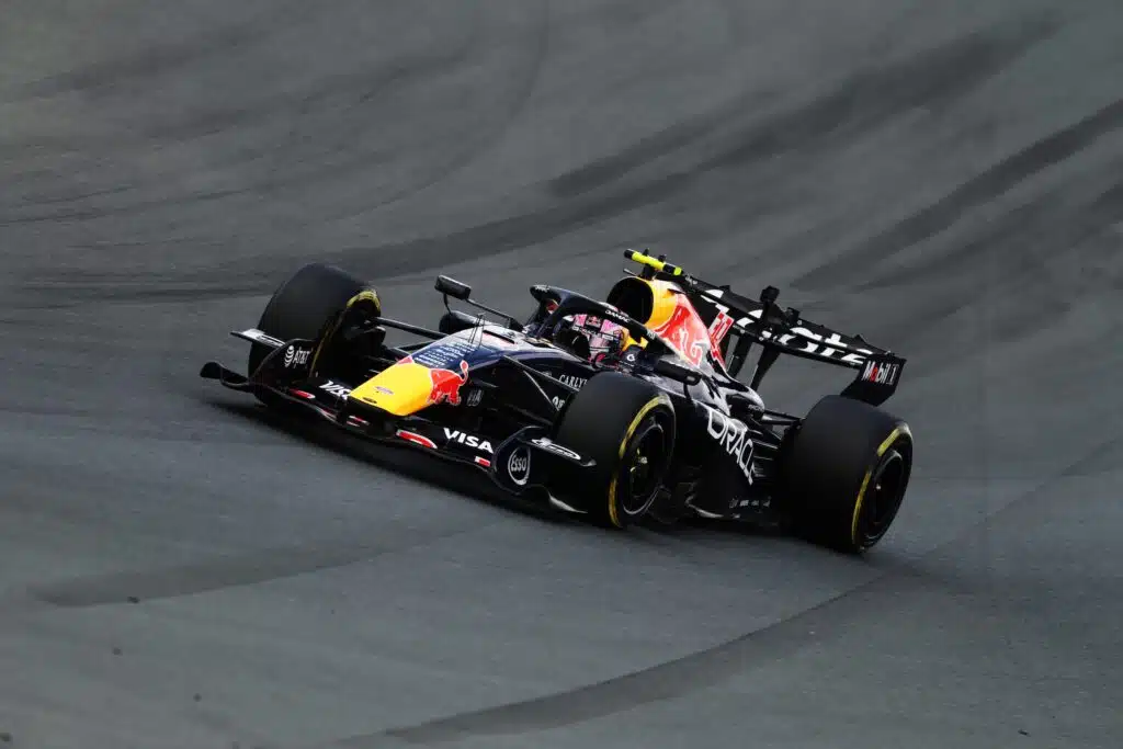 F1-kuljettaja suora tunnustus tulevaisuudestaan - kolme kuljettajaa taistelee kahdesta paikasta F1-kuljettaja suora tunnustus tulevaisuudestaan – kolme kuljettajaa taistelee kahdesta paikasta