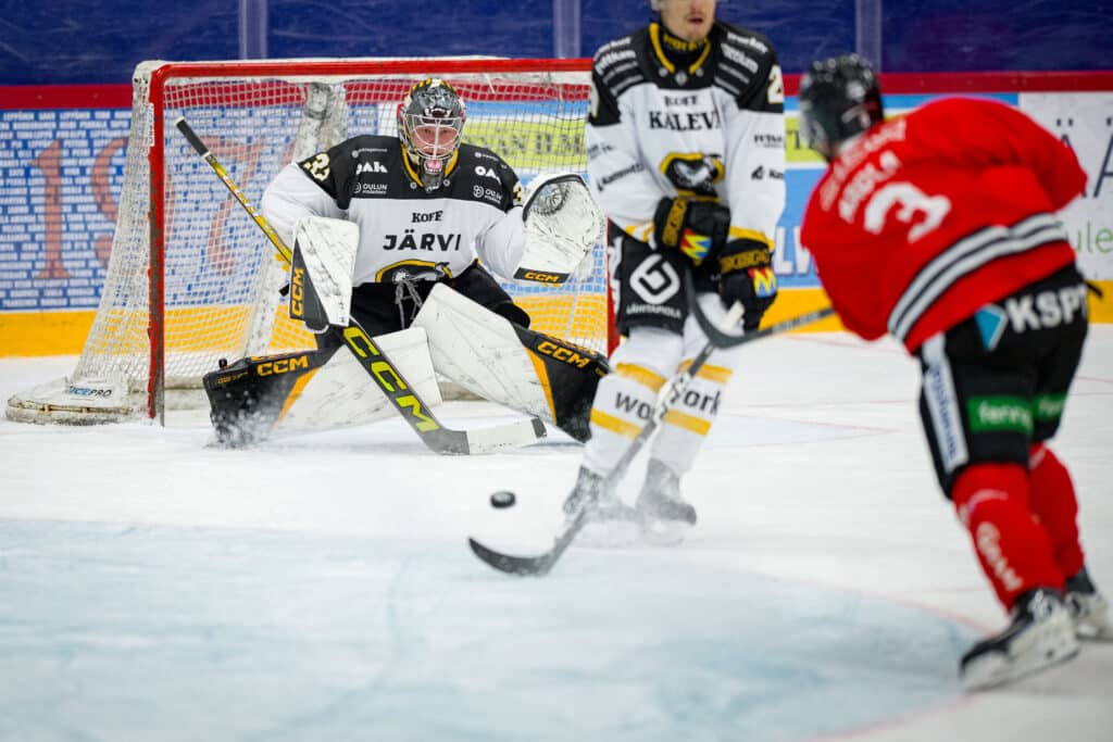Liigassa jälleen harjoitusotteluita - Kärpille tyly tappio Liigassa jälleen harjoitusotteluita – Kärpille tyly tappio