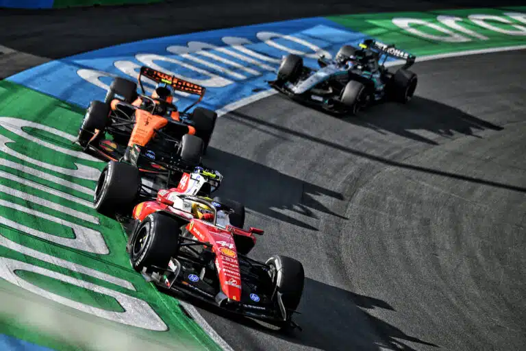 Lewis Hamilton pettyi Ferrarin ratkaisuun – ottaa asian nyt puheeksi tallin kanssa