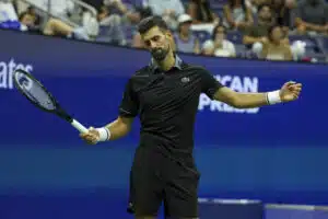 Novak Djokovicille historiallinen tappio - edellisen kerran yli 20 vuotta sitten Novak Djokovicille historiallinen tappio – edellisen kerran yli 20 vuotta sitten