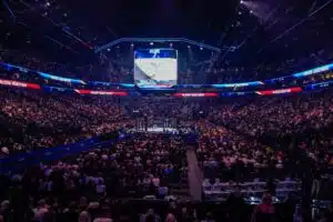 Suomalaistähti turhautui unohdettuun maailmanluokan uraansa - "Sääli ettei jengi tiedä" Ice Cage 7 Tampereen Nokia areenalla