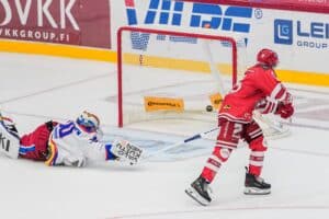 Jokereiden miljoonamiehistö on oudosti kasattu – yksi uhkakuva löi heti silmille