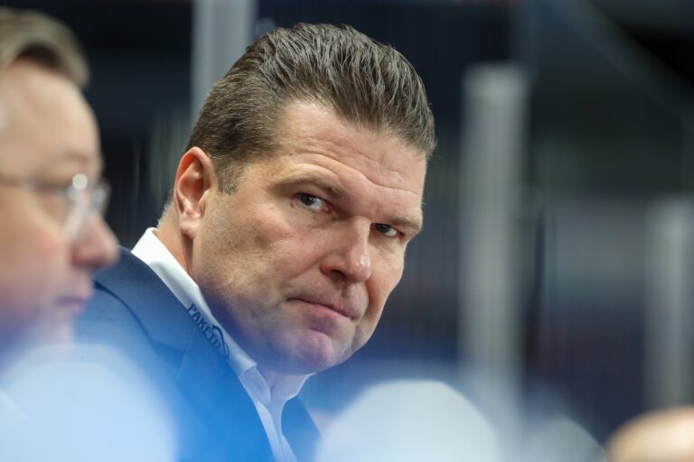 Jokereiden päävalmentaja Tomek Valtonen