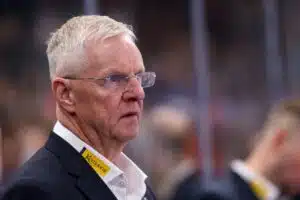 Tappara oli taas terästä - Kari Jalonen teki havainnon Jokerit-pelistä Tapparan päävalmentaja Kari Jalonen