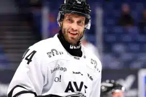 Kultaleijona myönsi karut tosi asiat TPS:n romahduksesta - "Omista hölmöilyistä" Petteri Lindbohm