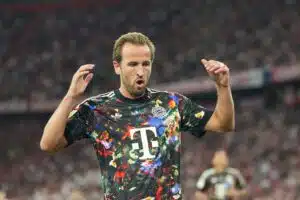 Harry Kane pommitti Bundesliigan historian kirjat uusiksi Harry Kane