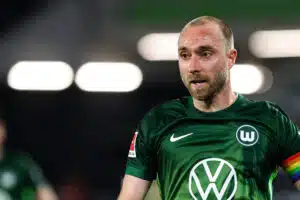 Christian Eriksen jättää Wolfsburgin kesken sopimuksen – syy on koskettava Christian Eriksen jättää Wolfsburgin kesken sopimuksen – syy on koskettava