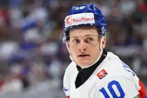 New York Rangers -hyökkääjä loukkaantui harjoituspelissä - nyt tuli karmea tieto Adam Sykora