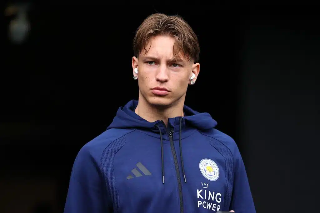 Ilari Kangasniemi lähti Leicesteriin - seura on nyt täydessä kriisissä Ilari Kangasniemi lähti Leicesteriin – seura on nyt täydessä kriisissä