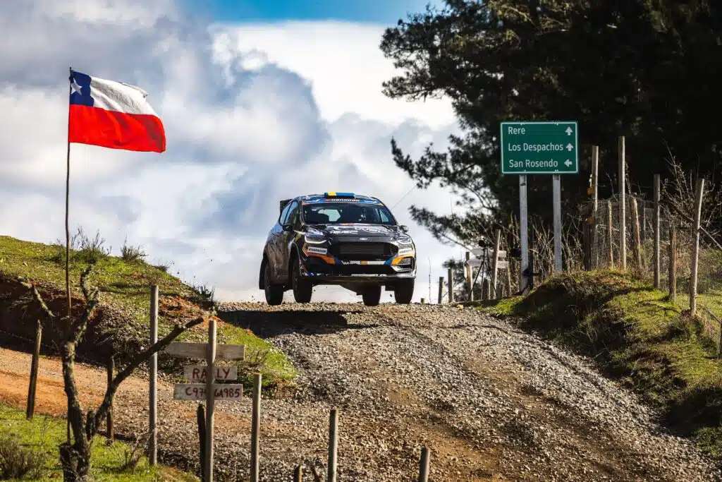 Chilen MM-rallissa sattui raju ulosajo - kuljettaja ja kartanlukija sairaalaan kesken mestaruustaiston Ruotsalaiskuljettaja Calle Carlberg Chilen MM-rallissa 2026