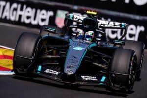 Formula ykkösten MM-taistossa raju käänne – Kimi Antonelli karkasi taas maisemaan