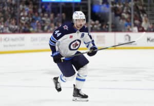 Tehopakki viikoiksi sivuun NHL:ssä – Päävalmentaja paljasti huojentavan tiedon
