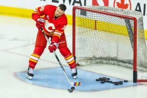 NHL-seuralle kova takaisku kauden alla – supertähdestä kuultiin karmeita uutisia