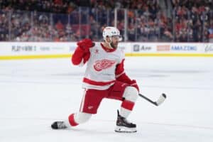 Detroit Red Wingsille tulossa kallis lasku? NHL-sisäpiiriläinen paljasti tähtipelaajan tilanteen