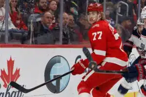 NHL-sisäpiiriläinen paljasti suurlupaukselle tehdyn tarjouksen - sitten kaikki hiljeni Simon Edvinsson, Detroit Red Wings
