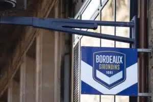 Entinen suurseura pelastui konkurssilta – kauppahinta yhden euron Bordeaux, logo