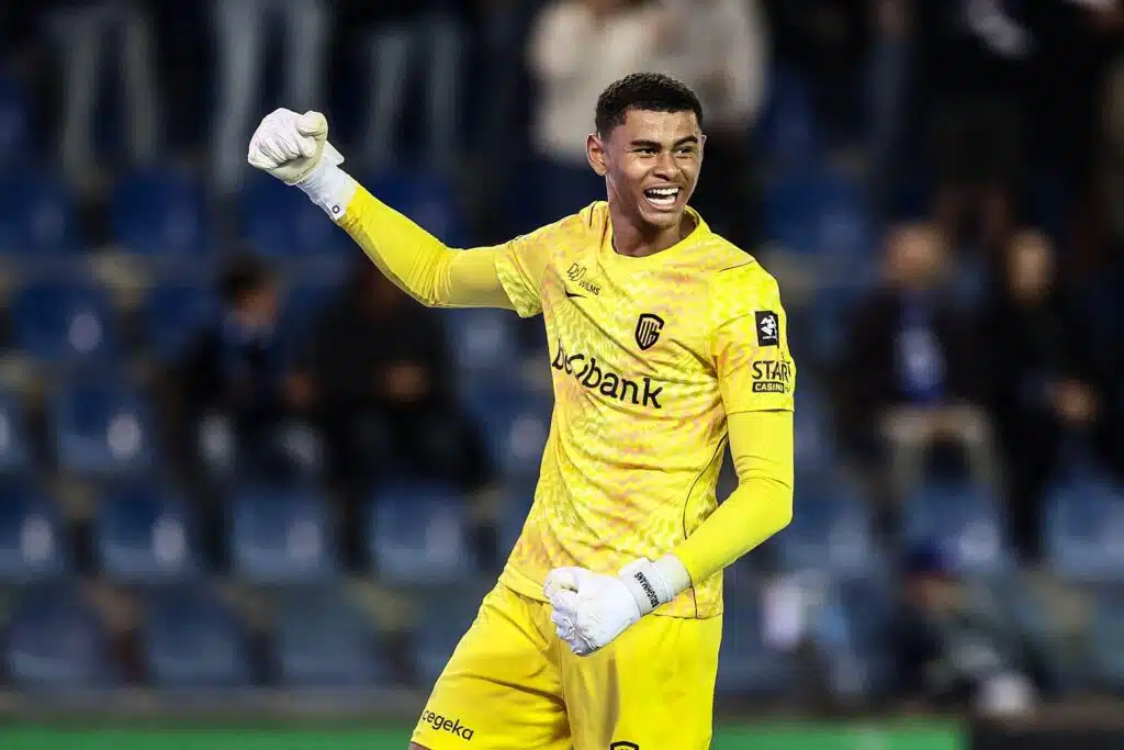 Uusi "Courtois" Liverpooliin – superlupauksen hinta 35 miljoonaa Uusi ”Courtois” Liverpooliin – superlupauksen hinta 35 miljoonaa