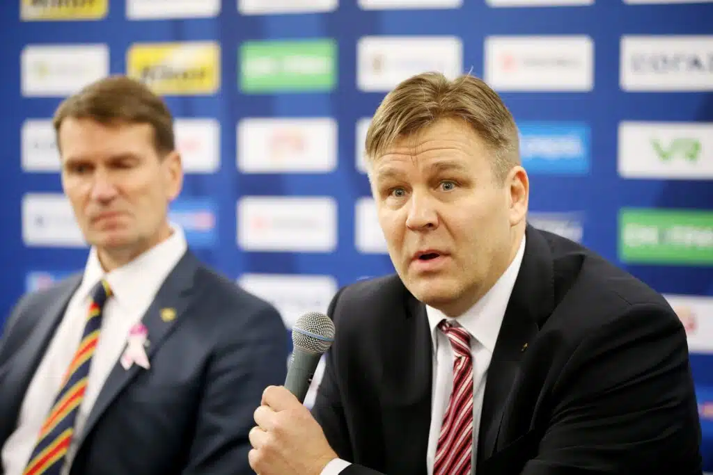 Aitio: Nyt tuli todella villi ehdotus - Raimo Summanen ja Erkka Westerlund HIFK:n valmentajiksi? Raimo Summanen ja Erkka Westerlund