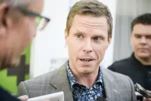 Käsittämätön temppu varjosi Saku Koivun juhlailtaa Saku Koivu