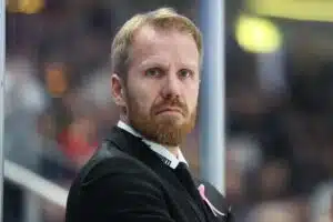 HIFK:n uusi päävalmentaja tiukkana MTV:llä - tätä hän odottaa pelaajiltaan Tommi Miettinen