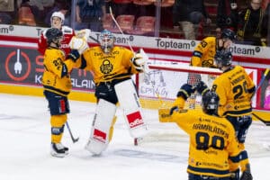 Nöyryytys – SM-liigan paikallistaistosta yksipuolinen näytös