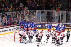 Jokerit on Stadin Herra - HIFK lirissä Jokerit juhlii voittoa HIFK:sta kauden ensimmäisessä paikallispelissä