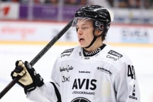 SM-liigan tähtipelaaja puri vastustajaa kesken ottelun