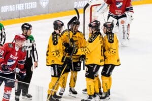 Seitsemän kertaa soi omissa – HIFK nolattiin totaalisesti SM-liigassa