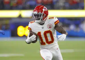 Iso kala vapailla markkinoilla - uusi seura voi selvitä pian Tyreek Hill