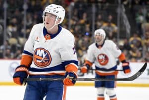 NHL-seura sai rajusti osumaa paikallispelissä – nyt puhutaan jo murtumista