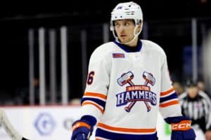 NHL-seura New York Islanders nosti tulikuuman nimen kokoonpanoon – kuuteen peliin kuusi pistettä