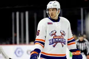 NHL-seura New York Islanders nosti tulikuuman nimen kokoonpanoon - kuuteen peliin kuusi pistettä Mitchell Chaffee
