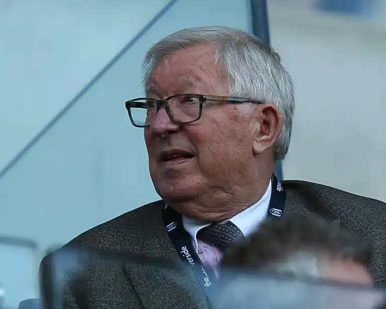 Sir Alex Ferguson avautuu kauhun hetkistä aivoverenvuodon jälkeen: ”Olin kauhuissani”