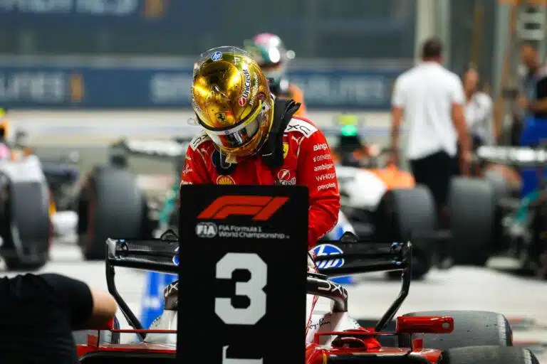 Ferrarin Lewis Hamilton Singaporen GP:ssä 2026
