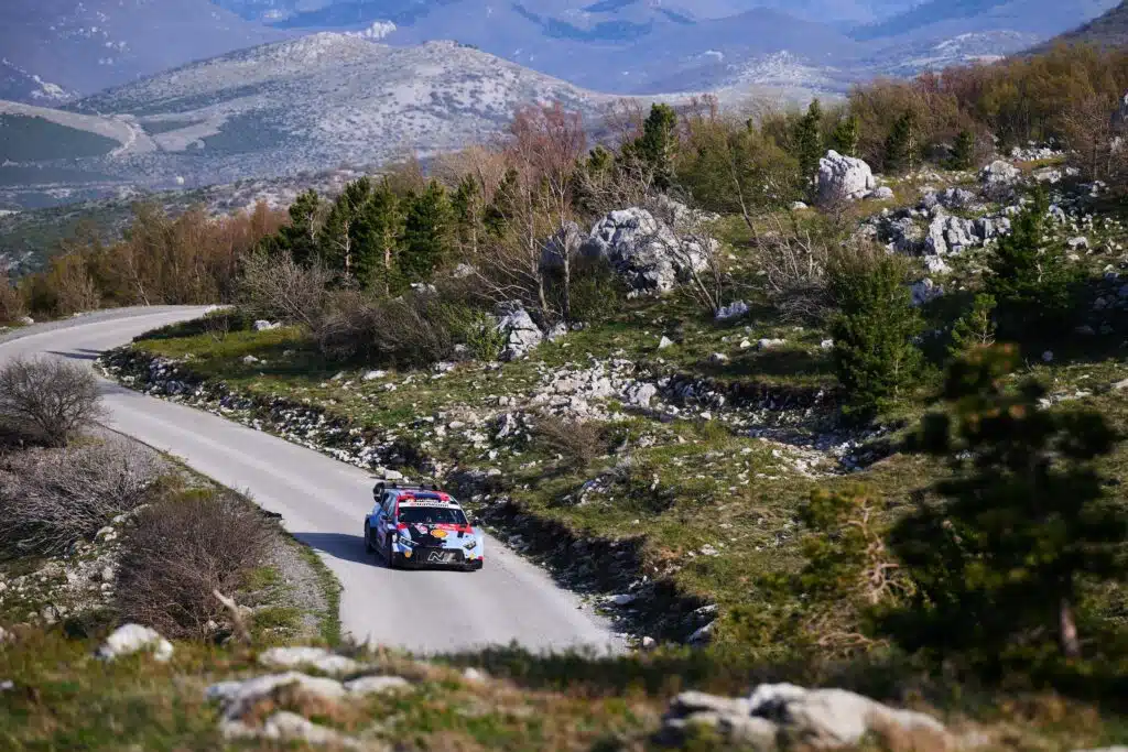 Rallin MM-sarjasta kuultiin synkkiä uutisia - "Lähes varmaa, ettemme ole mukana" Hyundain Hayden Paddon Kroatian MM-rallissa 2026